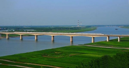 京沪高速新沂河大桥维修加固工程